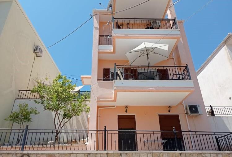 Hermes Holiday Home In The Port Of Sivota Luaran gambar