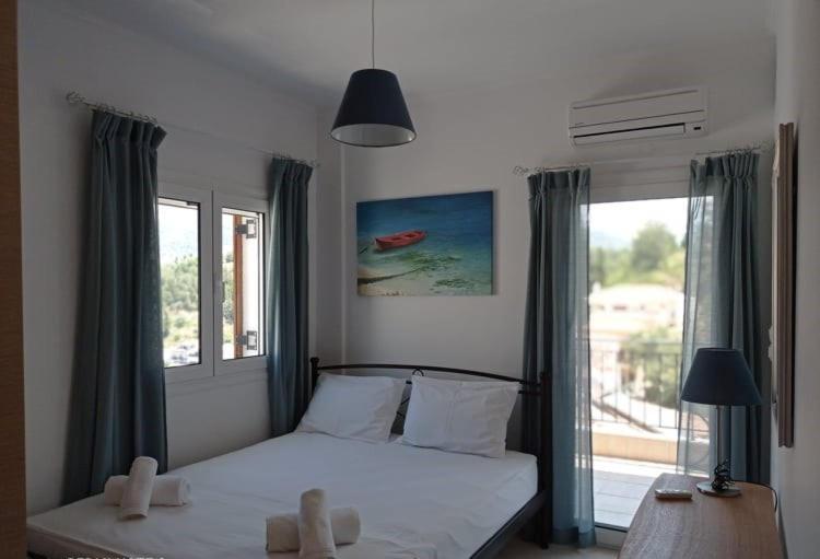 Hermes Holiday Home In The Port Of Sivota Luaran gambar